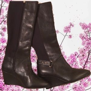 FIRM🌟Steven Madden leather wedge❤️